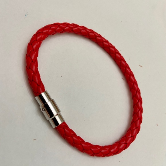 Red Braided Leather Bracelet with Padlock Charm - Picture 9 of 13